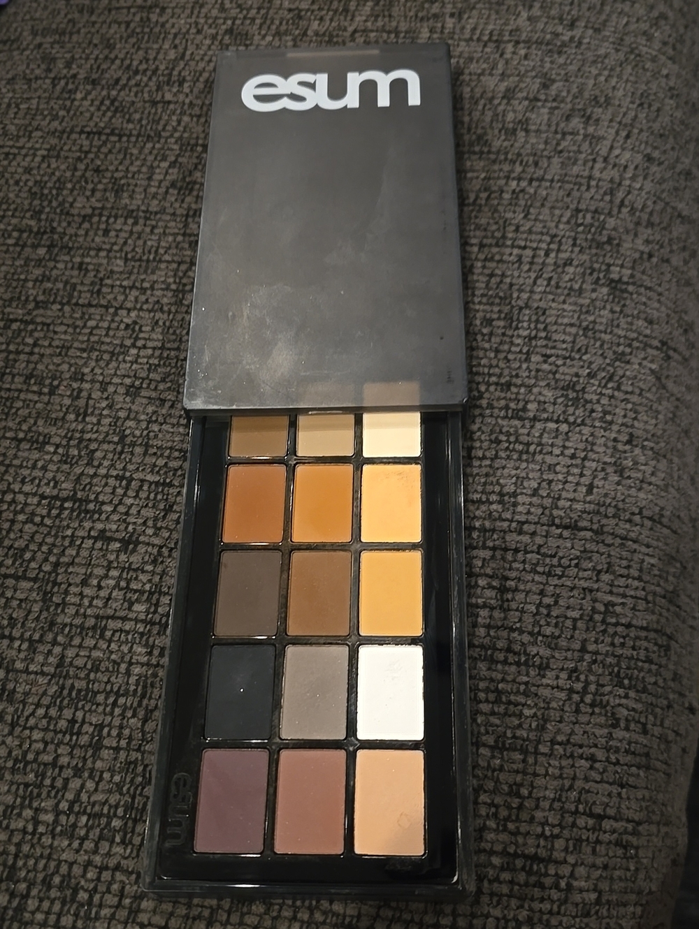 Neutral Eyeshadow Palette in Brown, Tan & Cream